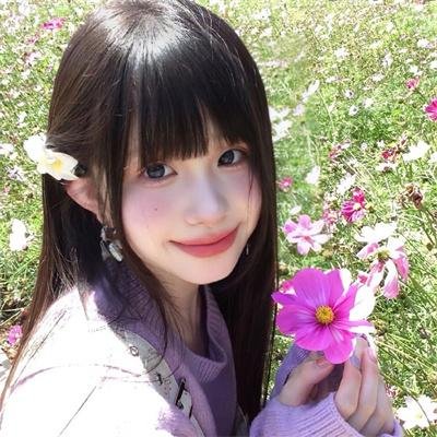 琼拜雅:三重人格